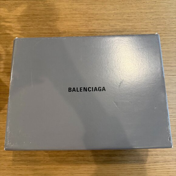 Men's Balenciaga Speed 2 Lace Up Sneakers in Grey - Picture 3 of 6